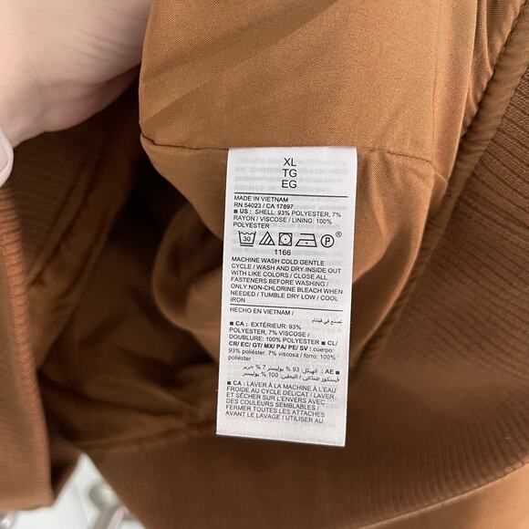 Old Navy Oversized Bomber Jacket in Camel - Picture 8 of 9